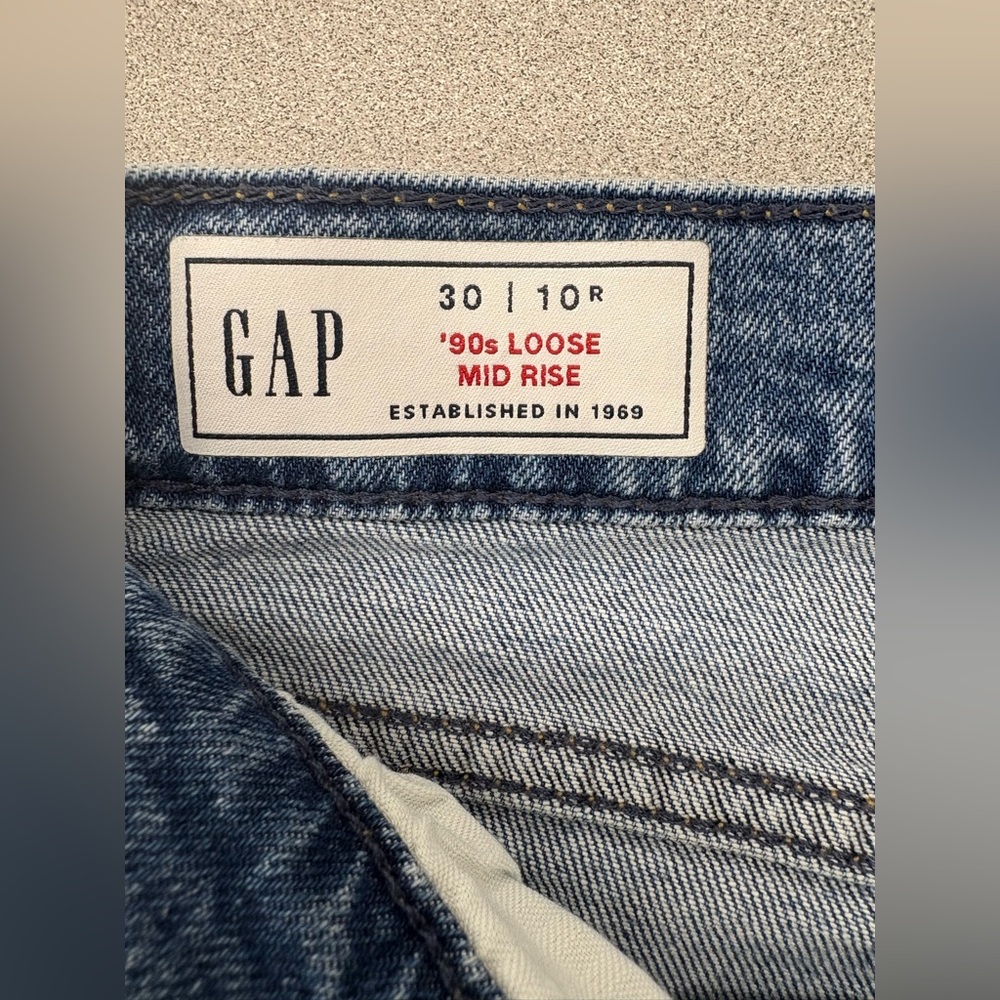 GAP Blue Denim ‘90s Loose Mid Rise 30|10R